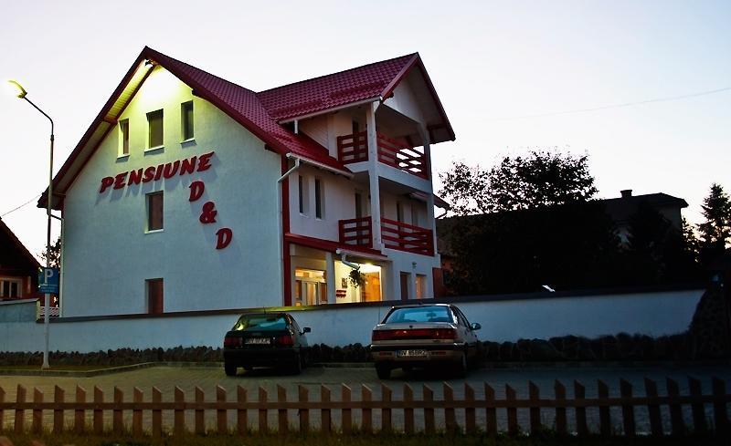 Pensiunea D&D Făgăraş Exterior foto